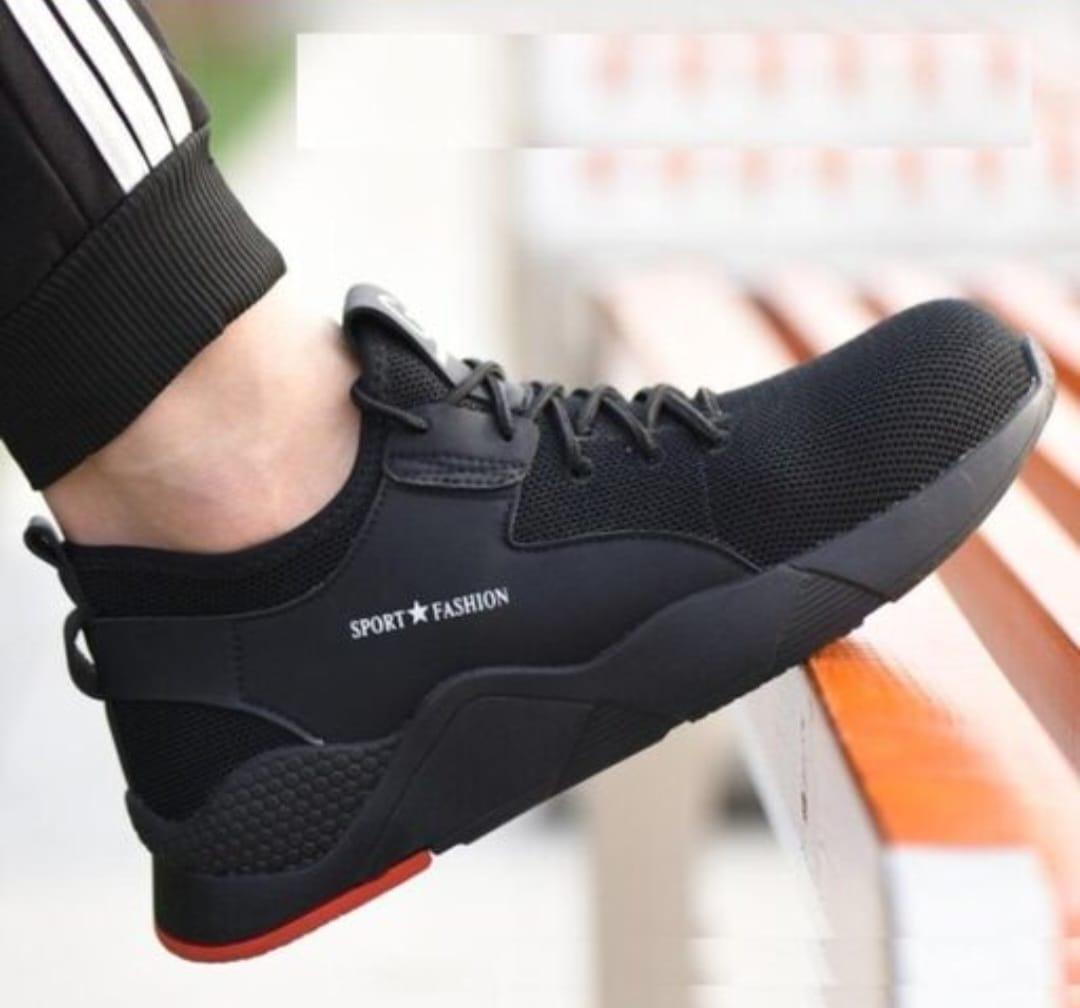 SportVibe Versatile Men's Running Shoes