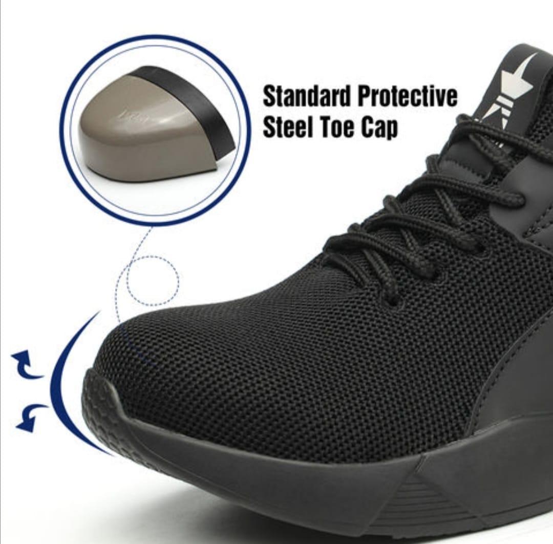 SportVibe Versatile Men's Running Shoes