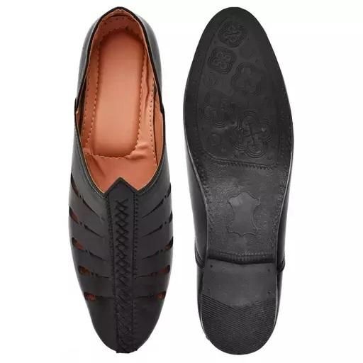 RoyalEase Stylish Men's Black Traditional Jutties